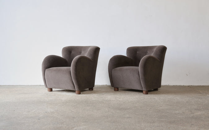 /products/superb-pair-of-lounge-chairs-upholstered-in-pure-alpaca