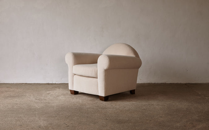 /products/elegant-armchair-upholstered-in-pure-alpaca