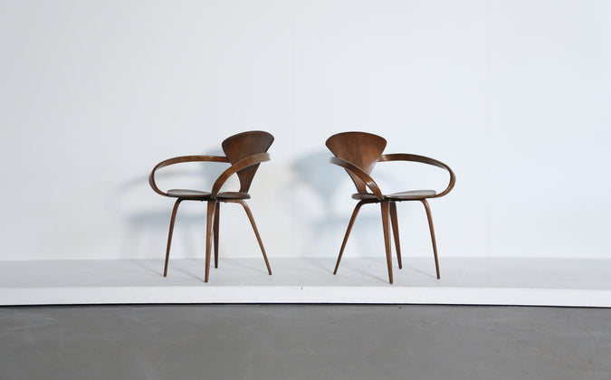 /products/pair-of-norman-cherner-pretzel-armchairs-plycraft-usa-1960s