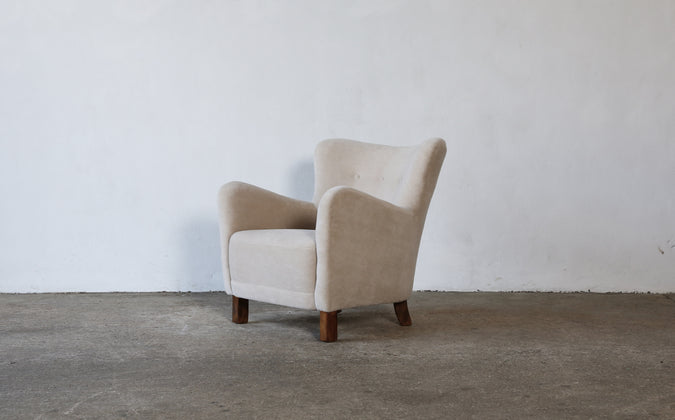 /products/fritz-hansen-1669-variant-armchair-reupholstered-in-pure-alpaca-denmark-1940s