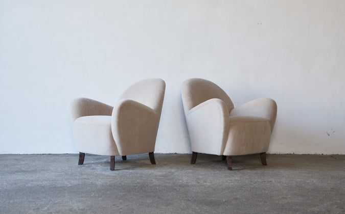 /products/pair-of-organic-armchairs-newly-upholstered-in-pure-alpaca