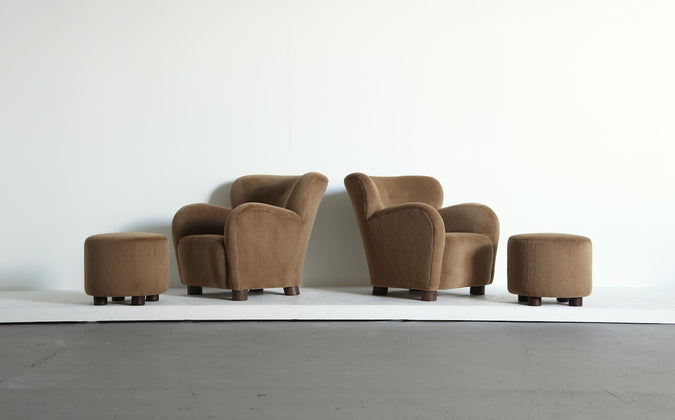 /products/pair-of-lounge-chairs-armchairs-and-ottomans-upholstered-in-pure-alpaca