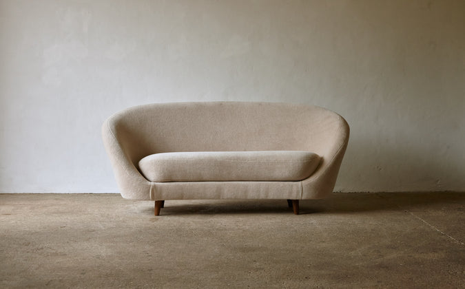 /products/curved-egg-shape-sofa-in-the-style-of-ico-parisi-italy-1950s-60s-1