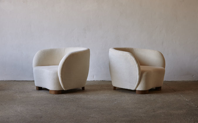 /products/armchairs-in-the-style-of-flemming-lassen-viggo-boesen-upholstered-in-pure-alpaca
